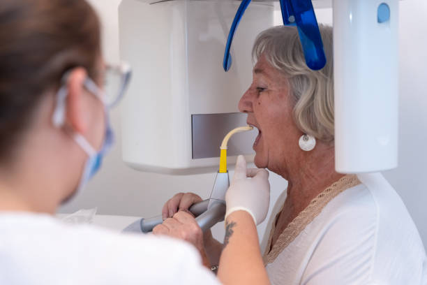Best Emergency Tooth Extraction in Southern View, IL